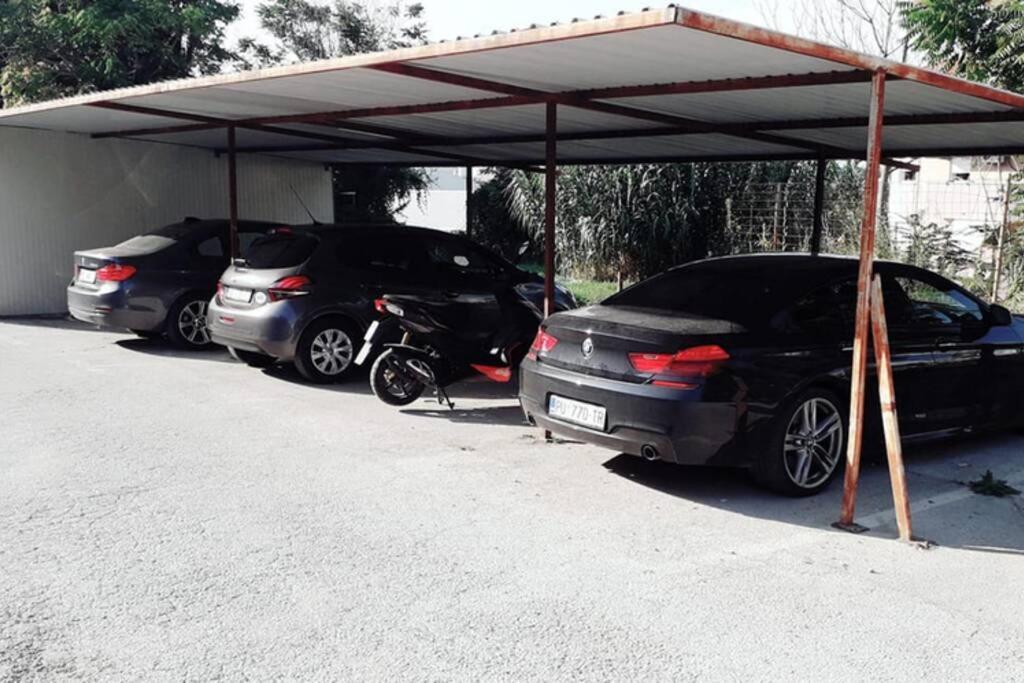 Franko - Uz Parking Apartment